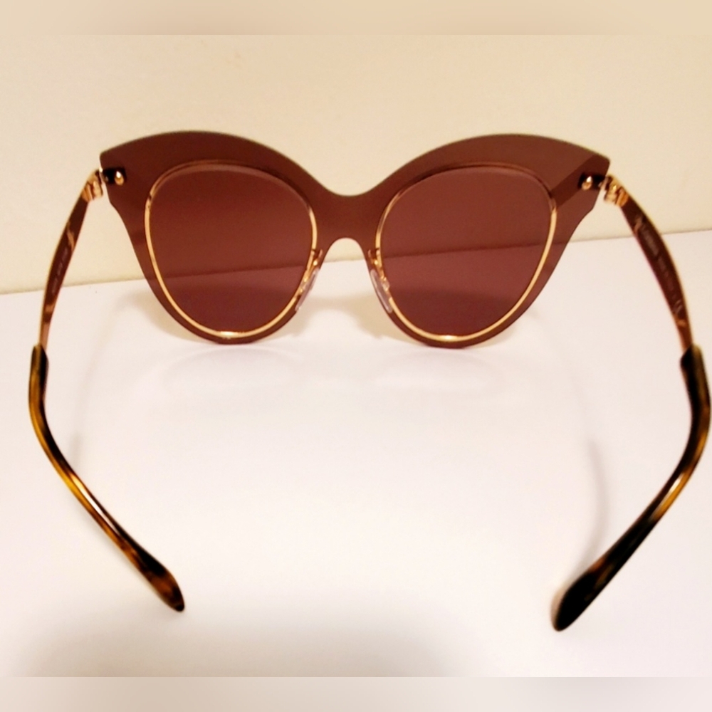 Dolce and Gabbana Ladies Sunglasses.  Brown mirrored bronze - Picture 12 of 16